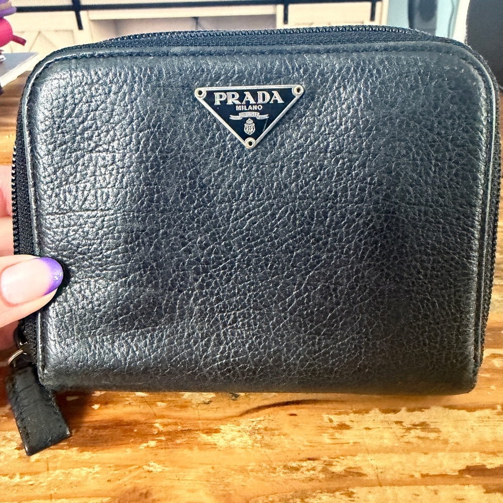 Prada Wallef
